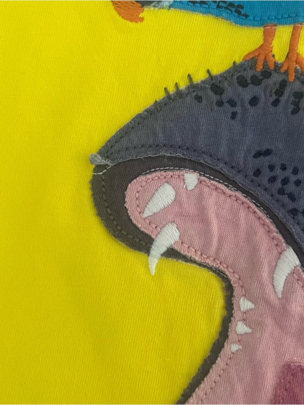 Mini Boden (7|8y) Hippo Appliqué Tee - Picture 5 of 12